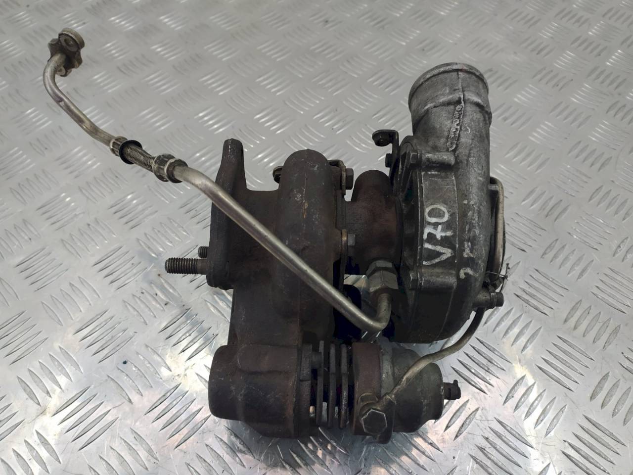 турбина Volvo V70 1 поколение 1997, 2.5 л., TDi, 074145701B - фото №1