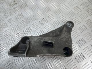 кронштейн двигателя BMW 5 серия E39 2000, 3.0 л., D, 6750441
