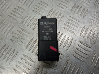 реле накала свечей Peugeot 207 1 поколение 2008, 1.6 л., HDi, дизель, 9666671780