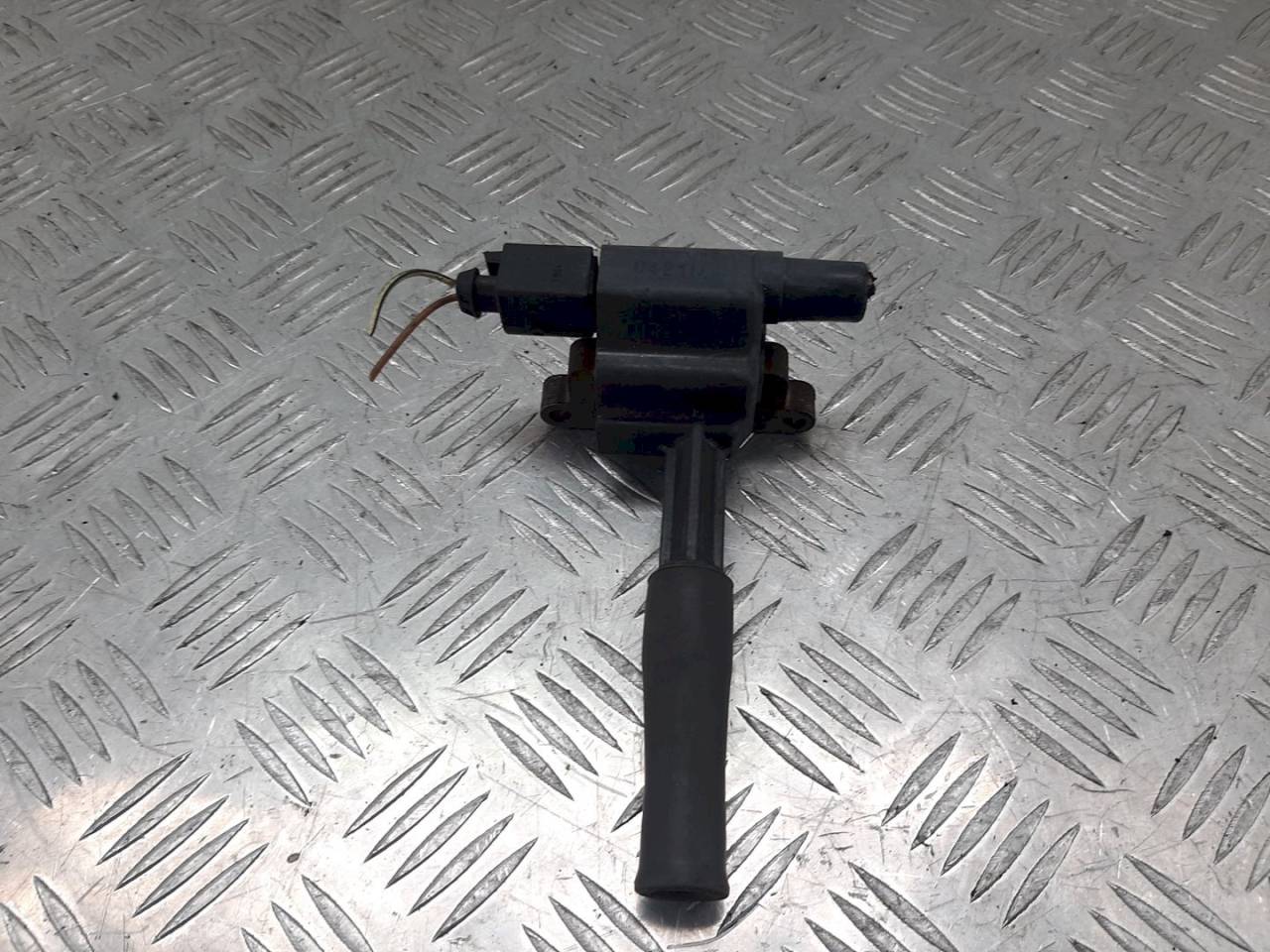 катушка зажигания Rover 45 1 поколение 2004, 1.6 л., i, MB029700-8230 - фото №1