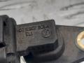 датчик распредвала Volkswagen Golf 4 поколение 2004, 1.4 л., i, 036907601A - фото №3