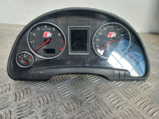 щиток приборов (приборная панель) Audi A4 B6 2003, 2.4 л., BDV, бензин