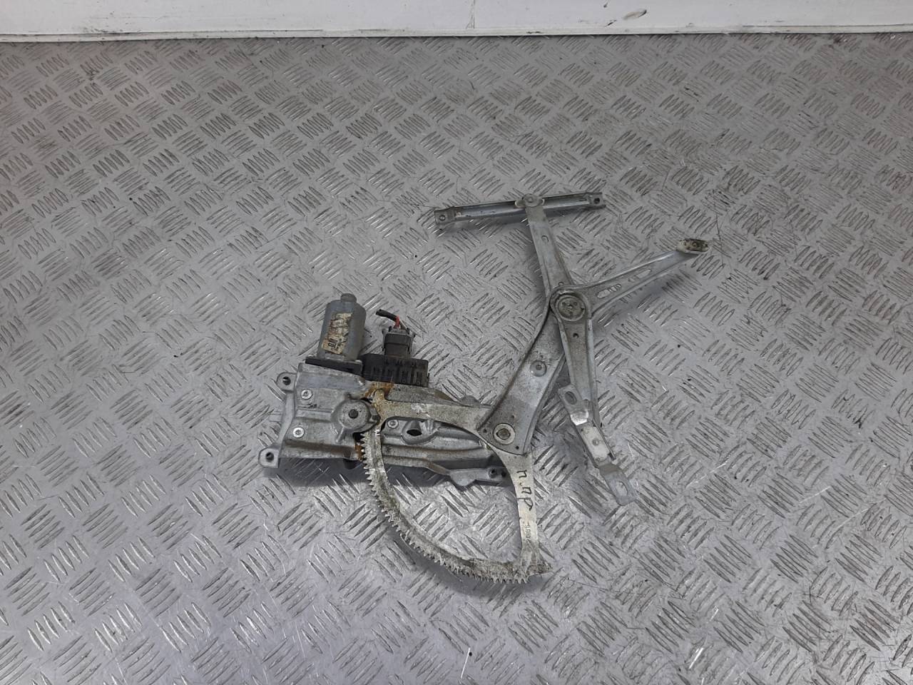 стеклоподъемник электрический передний правый Opel Zafira 1 поколение (A) 2003 - фото №1