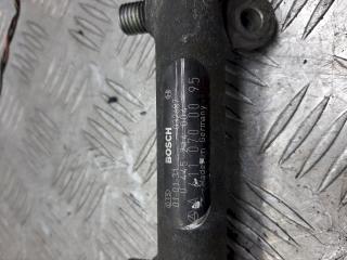 топливная рампа Mercedes-Benz Vito W638 2001, 2.2 л., CDi, 445214004