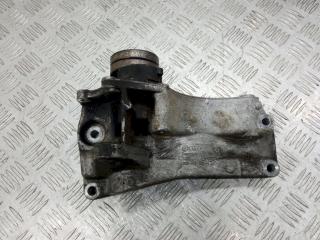 кронштейн генератора Volkswagen Golf 4 поколение 1999, 1.4 л., 030145169H