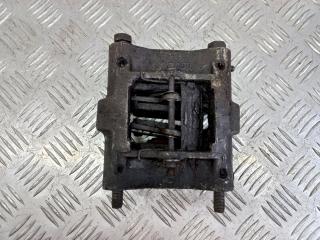 суппорт задний правый Citroen C5 1 поколение 2004