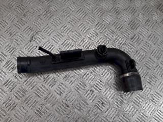 патрубок интеркулера Volkswagen Passat B5 1999, 1.9 л., TDi, 8D0145840A