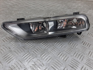 фара противотуманная левая Volkswagen Passat B7 2013