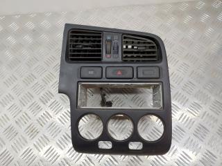 рамка обрамление кулисы Nissan Primera P11 1999, 68260