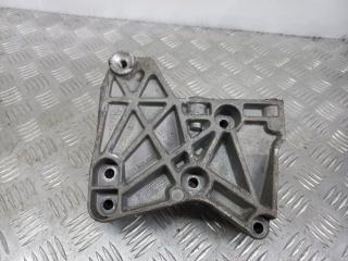 кронштейн двигателя Renault Megane 2 поколение 2006, 1.5 л., DCi, 8200633253
