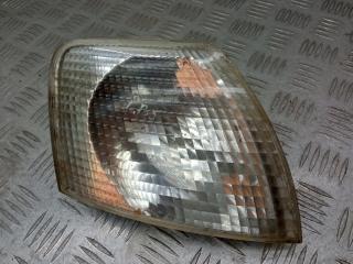 поворотник правый Volkswagen Passat B5 1999, 3B0953050C