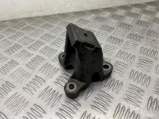 кронштейн двигателя Audi A6 4F/C6 2006, 3.0 л., TDi, 4F0199307AA