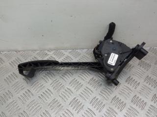 педаль Volvo V70 2 поколение 2002, 2.4 л., B 5244 T3, бензин, МКПП, 30636004