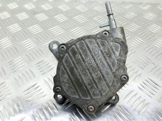 насос вакуумный Toyota Avensis 2 поколение (T250) 2006, 2.0 л., D-4D