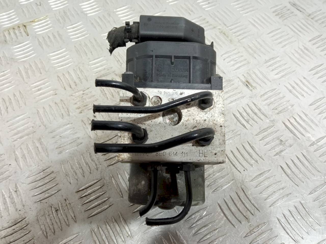 блок ABS Audi A4 B5 1997, 02652164118E0614111 - фото №1