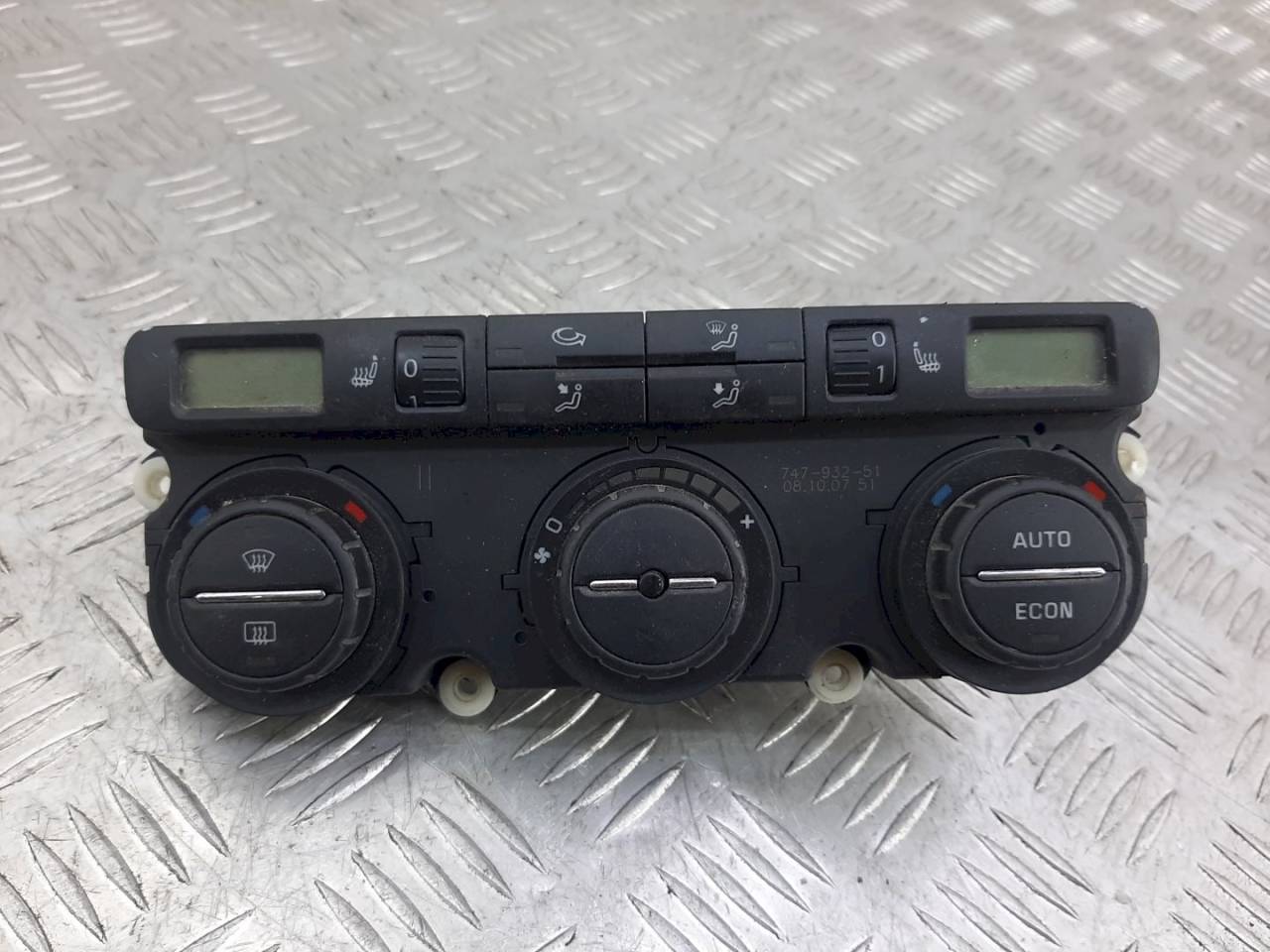 блок управления печки / климат-контроля Skoda Octavia 2 поколение (A5) 2007, - - фото №1