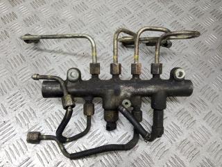 топливная рампа Mazda 6 GG 2004, 2.0 л., TD