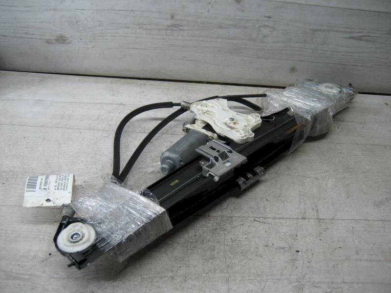 стеклоподъемник Mercedes-Benz Vaneo W414 2003 - фото №1