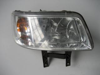 фара правая Volkswagen Transporter T5 2006