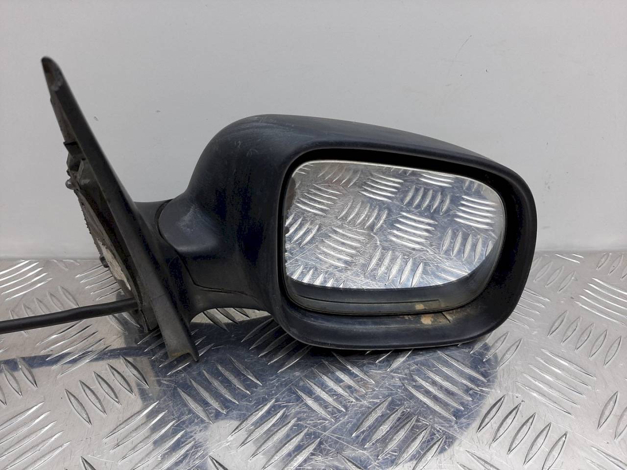 зеркало наружное правое Skoda Fabia 1 поколение (6Y) 2003, E8012659 - фото №1