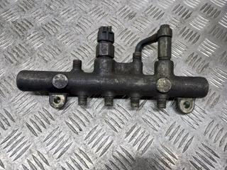 топливная рампа Mazda 6 GG 2003, 2.0 л., TD