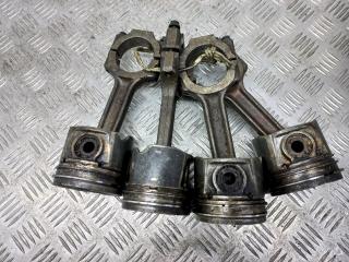 поршень Alfa Romeo 159 1 поколение 2008, 1.9 л., 82214