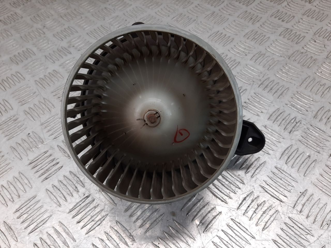 моторчик печки Audi A6 4B/C5 2000, 2.4 л., ARJ, бензин, 4B1820021B - фото №1