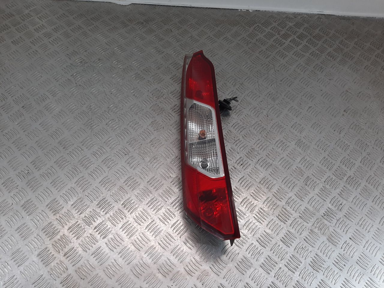 фонарь задний левый Ford Transit Connect 2 поколение 2014, DT1113405AB - фото №1