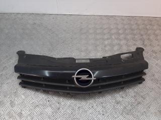 решетка радиатора Opel Astra H 2007, 13108460