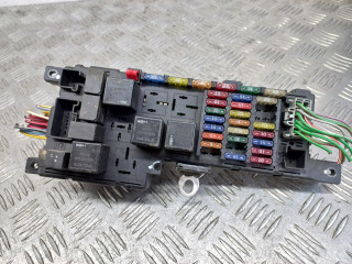 блок предохранителей Volvo V70 2 поколение 2000, 2.4 л., B 5244 S, бензин, МКПП, универсал, 518829015