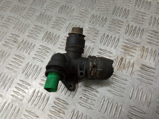 фланец (тройник) системы охлаждения Volkswagen Passat B5 [рестайлинг] 2003, 2.0 л., бензин