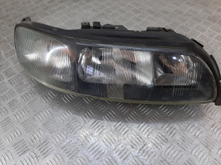 фара правая Volvo V70 2 поколение 2002, 2.4 л., B 5244 T3, бензин, МКПП
