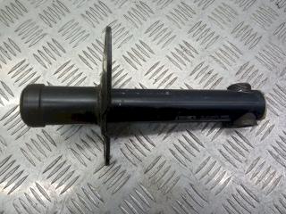 крепление бампера Audi A4 B5 1999, 2310001