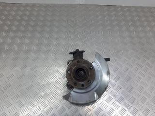 ступица передняя левая Volkswagen Transporter T4 1996