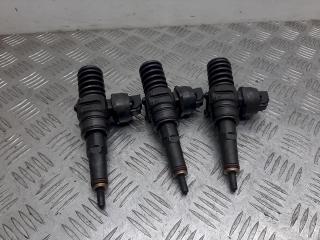 форсунка Volkswagen Passat B5 2001, 038130073AG