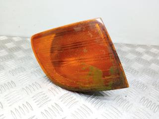 поворотник правый Mercedes-Benz Vito W638 1997