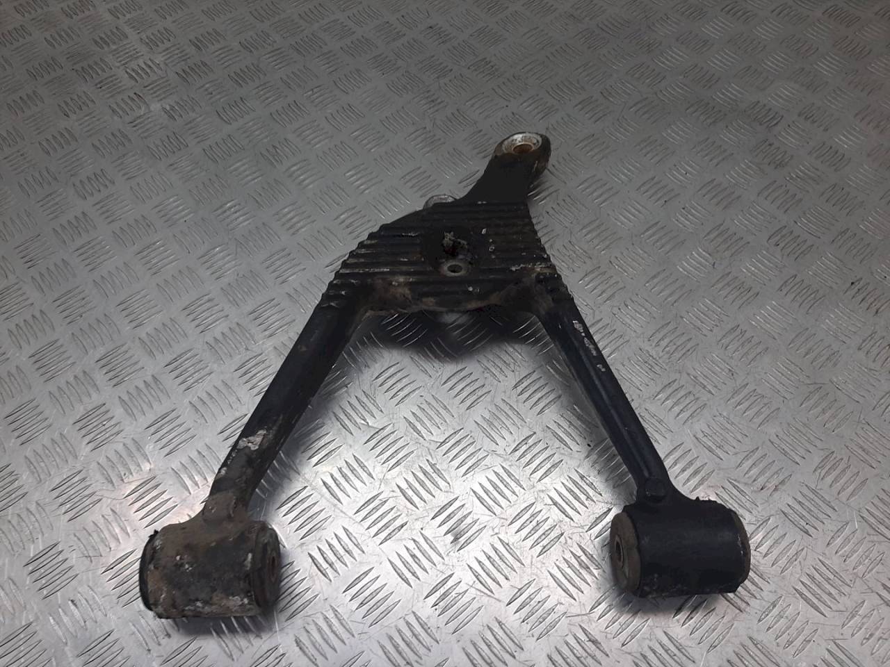 рычаг задний правый Mercedes-Benz M-Класс W163 2001, 2.7 л., CDi - фото №1