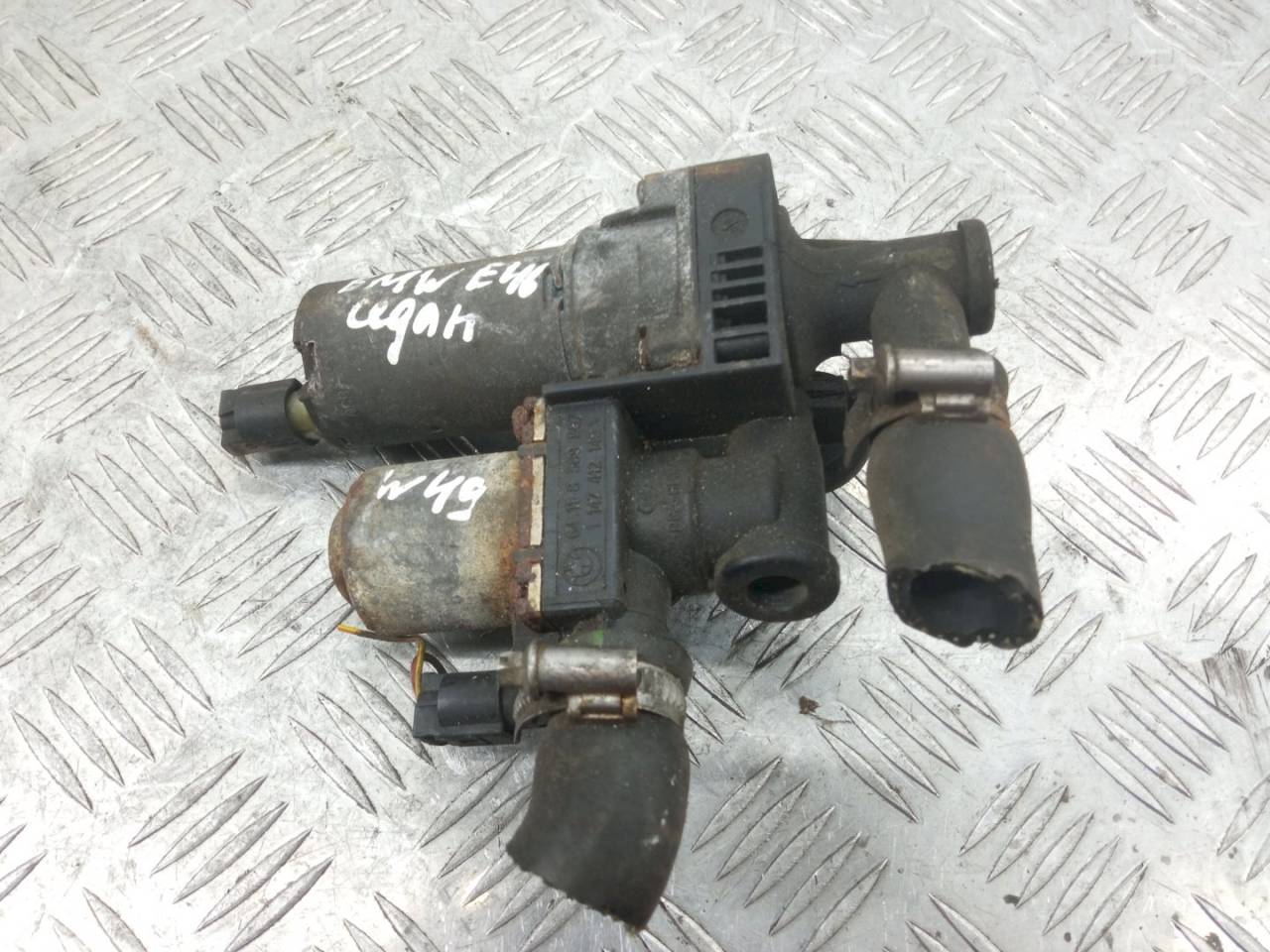 кран отопителя (печки) BMW 3 серия E46 1999, 1147412149 - фото №1