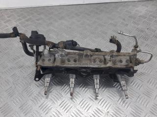 топливная рампа Volkswagen Touran 1 поколение 2006, 1.6 л., FSI, 03C133204AA