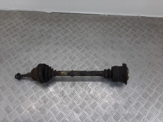 полуось передняя правая (приводной вал, ШРУС) Audi S6 C4 1996, 4.2 л., i, AEC, бензин
