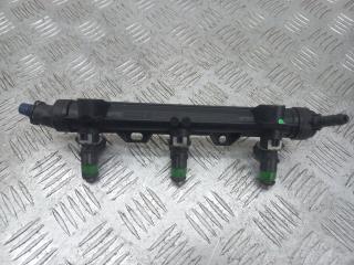 топливная рампа Volkswagen Polo 4 поколение 2005, 1.2 л., i, 03E133320