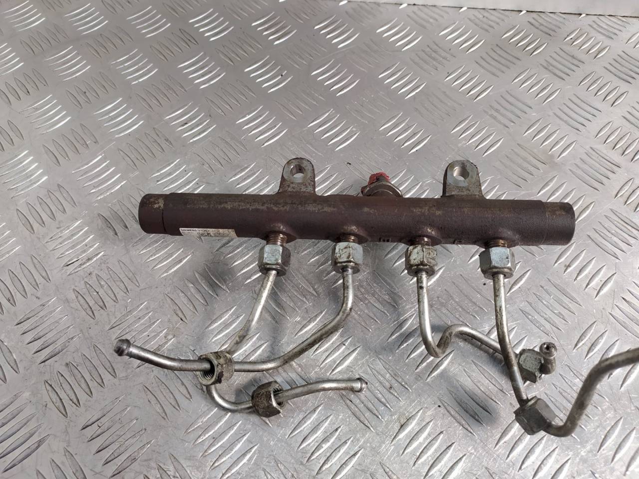 топливная рампа Renault Megane 2 поколение 2005, 1.5 л., DCi, A2C20001221 - фото №1