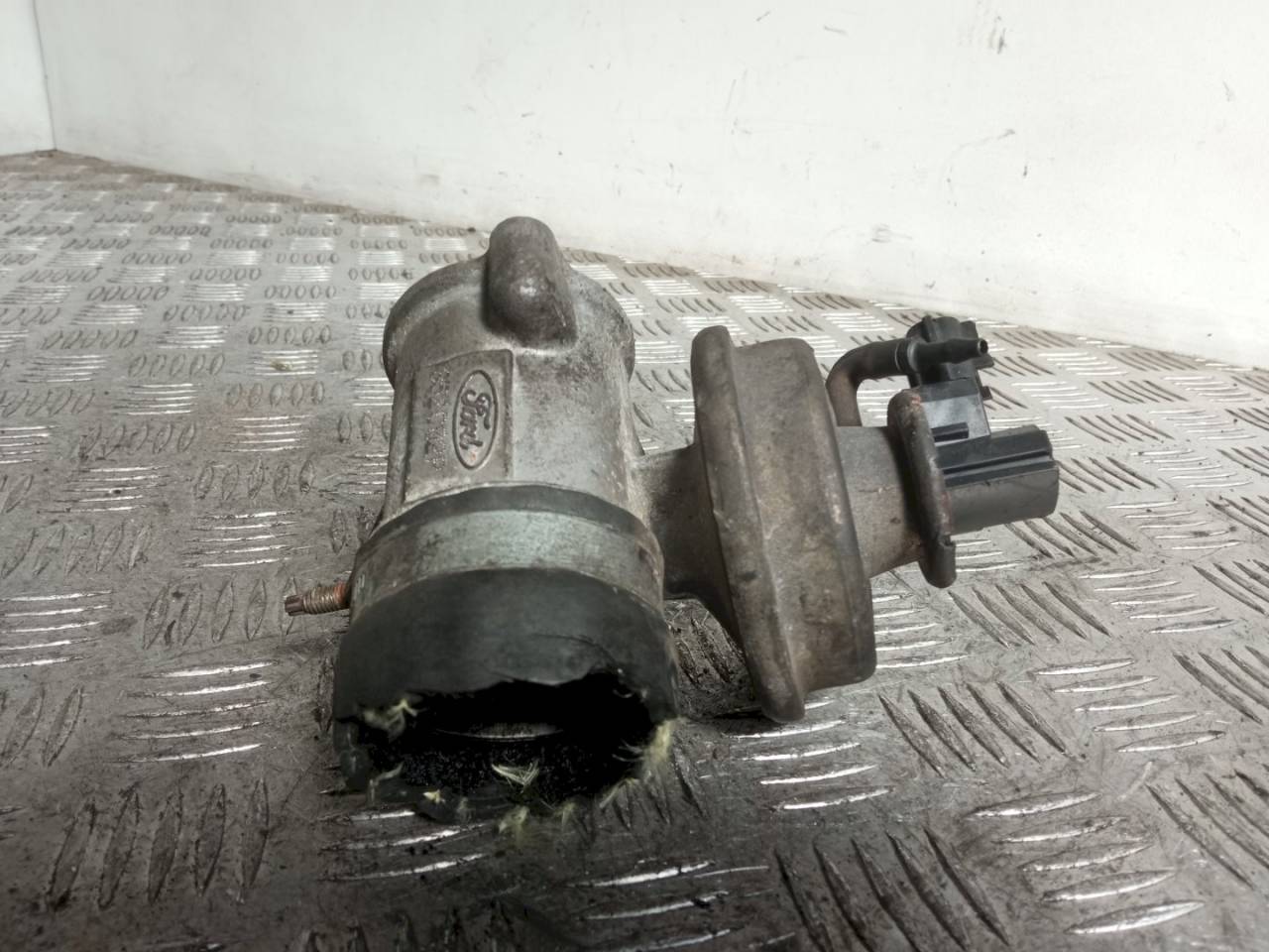 клапан EGR Ford Transit 6 поколение 2005, 2.4 л. - фото №1