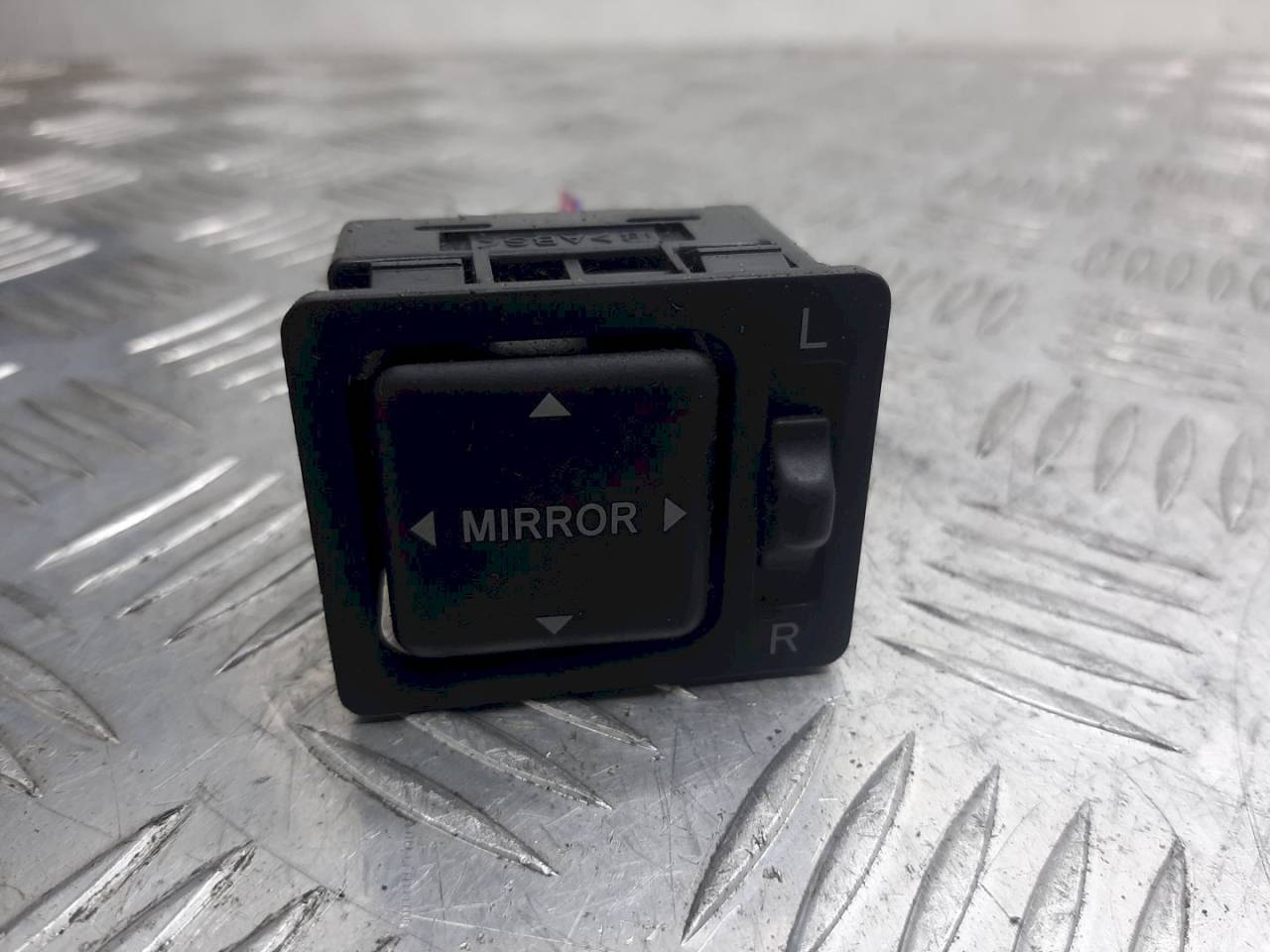 джойстик регулировки зеркал Daihatsu Terios 1 поколение J100 2004, 537-1D53 - фото №1