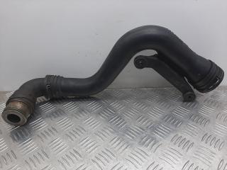 патрубок интеркулера Volkswagen Golf 5 поколение 2004, 1K0145762P