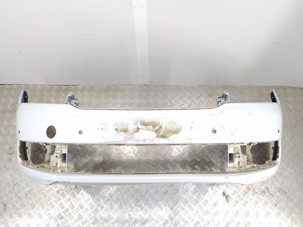 бампер передний Skoda Rapid 1 поколение 2017, - - фото №1