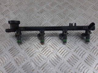 топливная рампа Renault Laguna 2 поколение 2002, 1.8 л., i, бензин, 7700107405