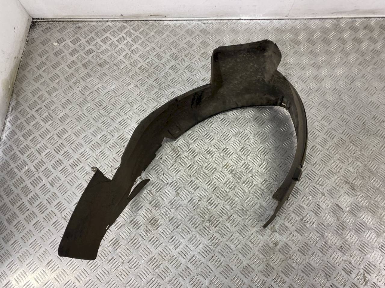 защита арок передняя правая (подкрылок) Volkswagen Sharan 1 поколение 1999, 7M0809958 - фото №1