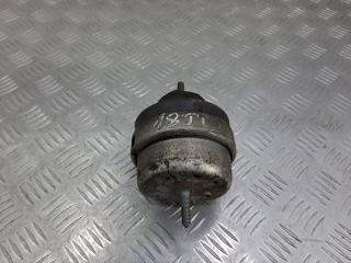 подушка крепления двигателя Audi A4 B5 1999, 1.8 л., Ti, бензин, -, 8D0199379J