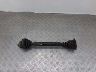 полуось передняя левая (приводной вал, ШРУС) Volkswagen Passat B5 2000, 1.9 л., TDi, дизель, -, 8D0407271AJ